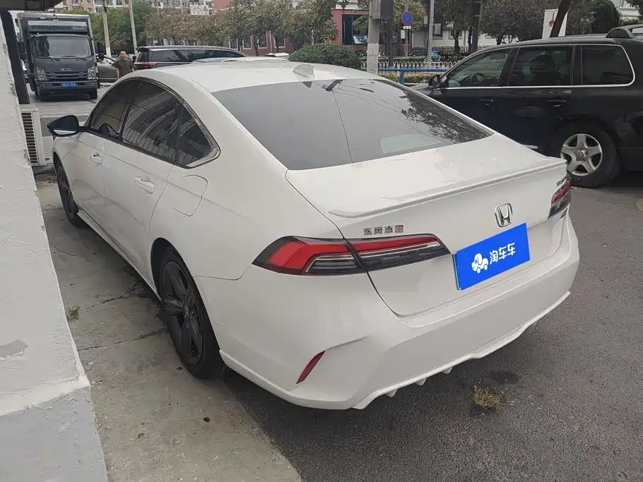 Honda Inspire — миниатюра 3
