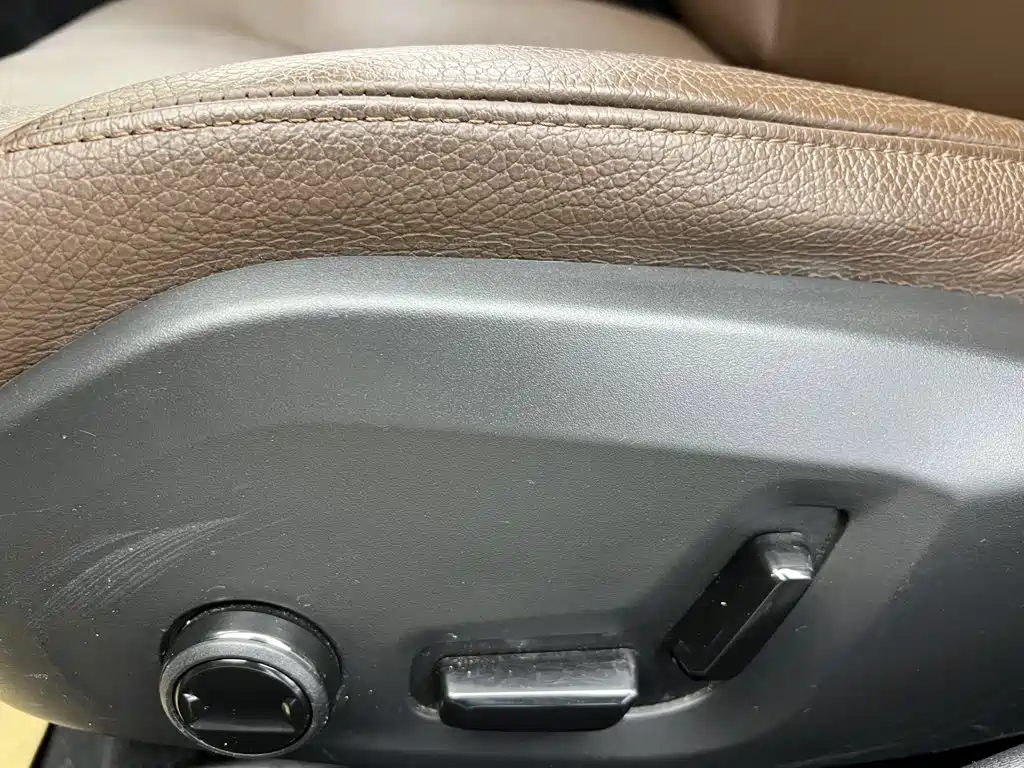 Volvo S90 PHEV — миниатюра 32