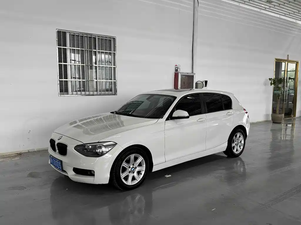 BMW 1 Series (Import)