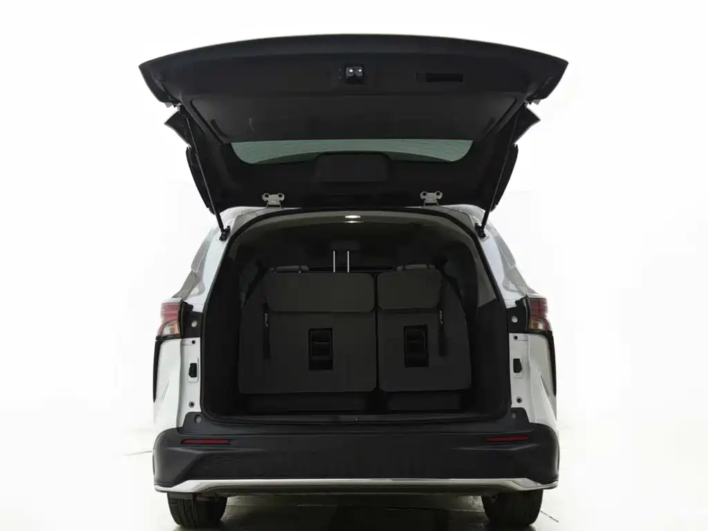 Toyota Granvia — миниатюра 14