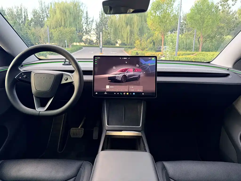 Tesla Model Y — фотографии объявления, Фото 9