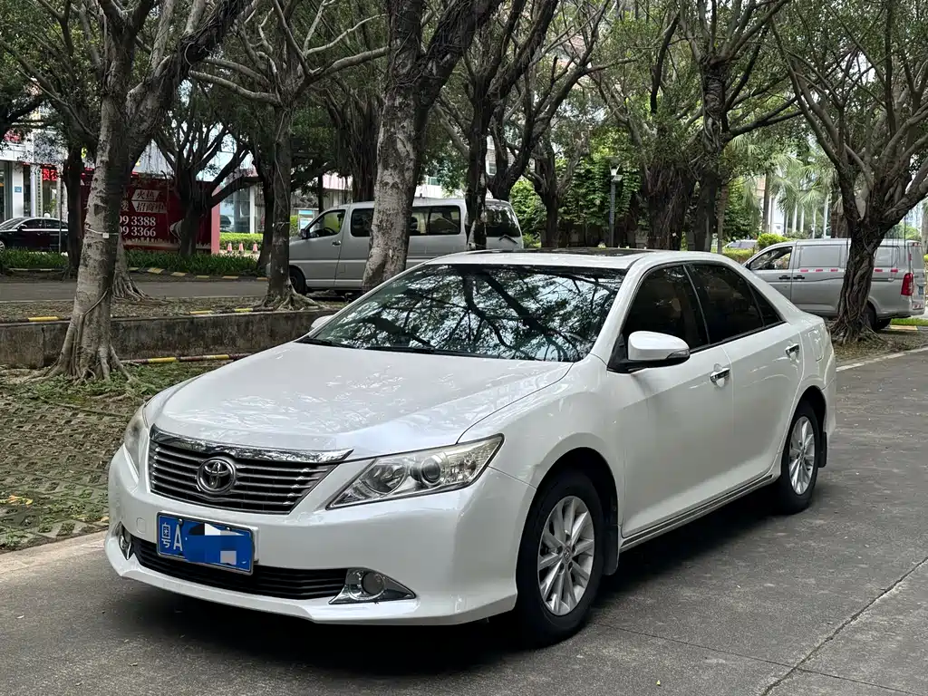 Toyota Camry 2014