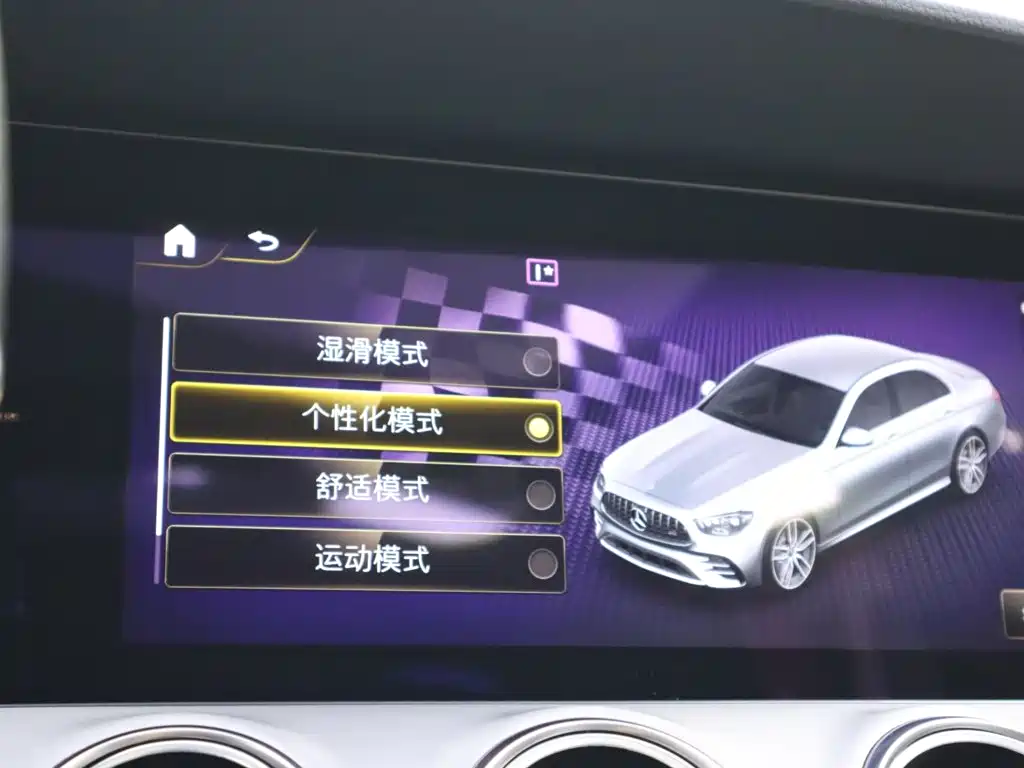 Mercedes-Benz E-Class AMG — миниатюра 14