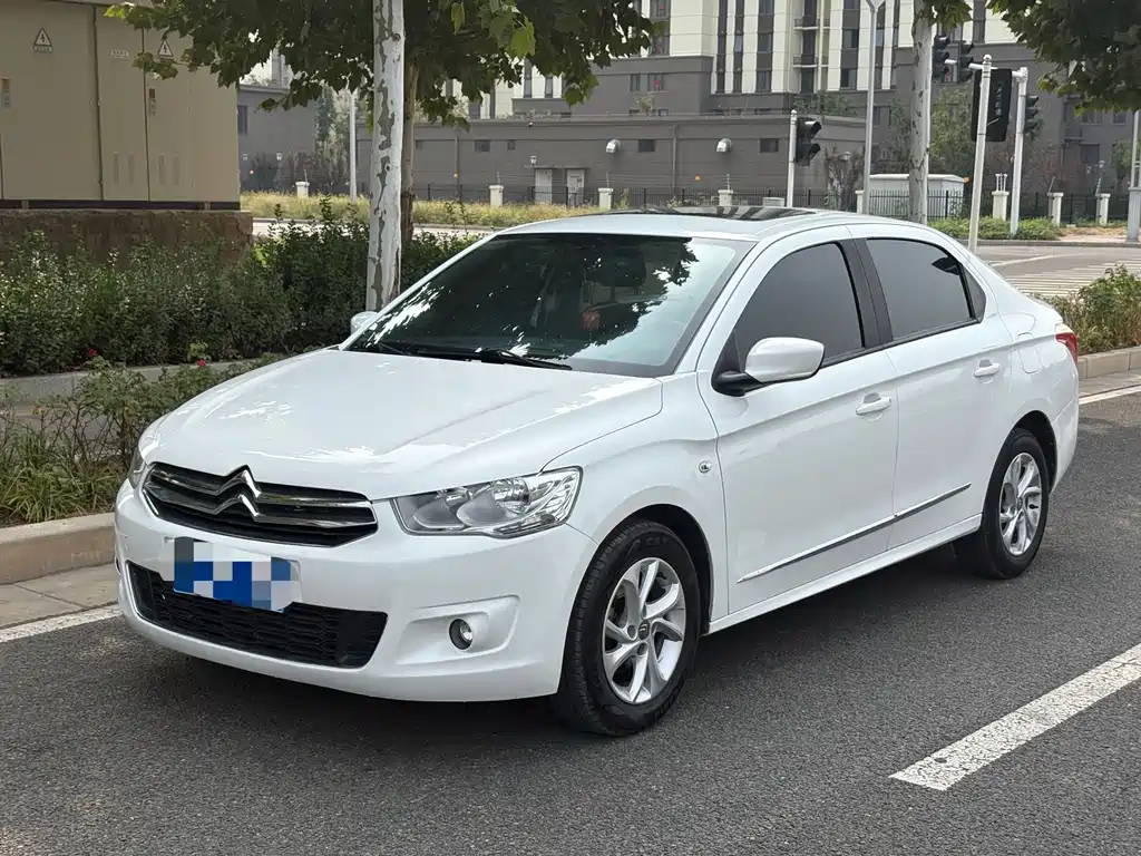 Citroen Elysee — миниатюра 3
