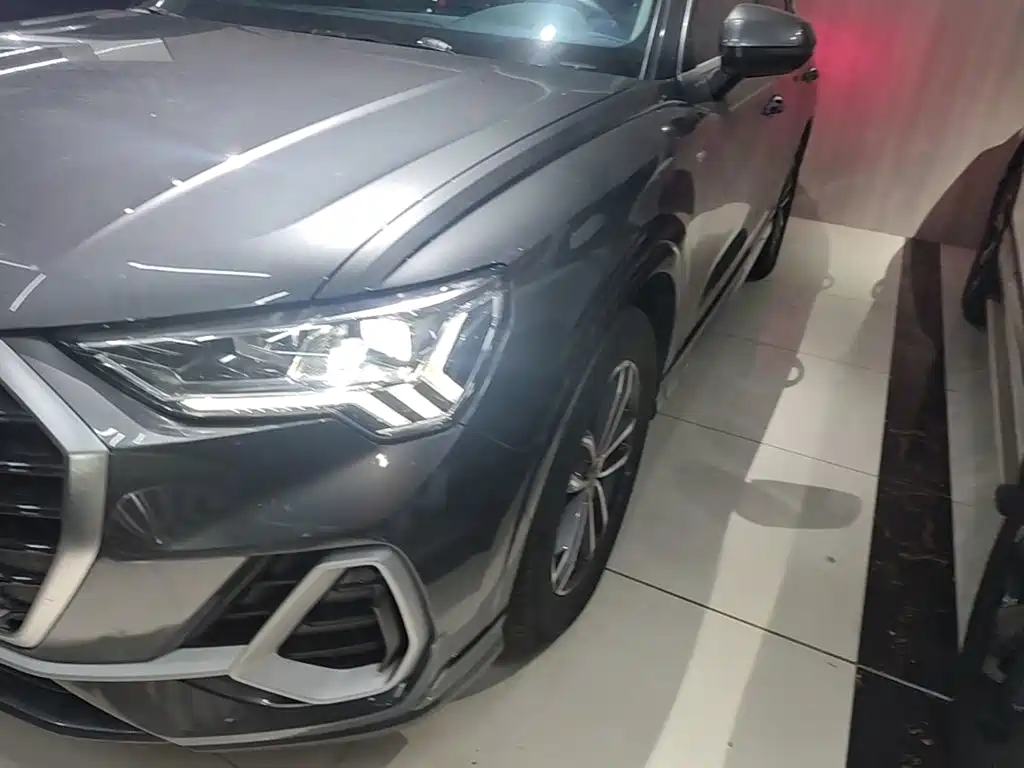 Audi Q3 — миниатюра 24
