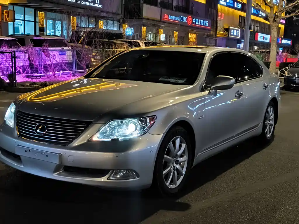 Lexus LS 2007