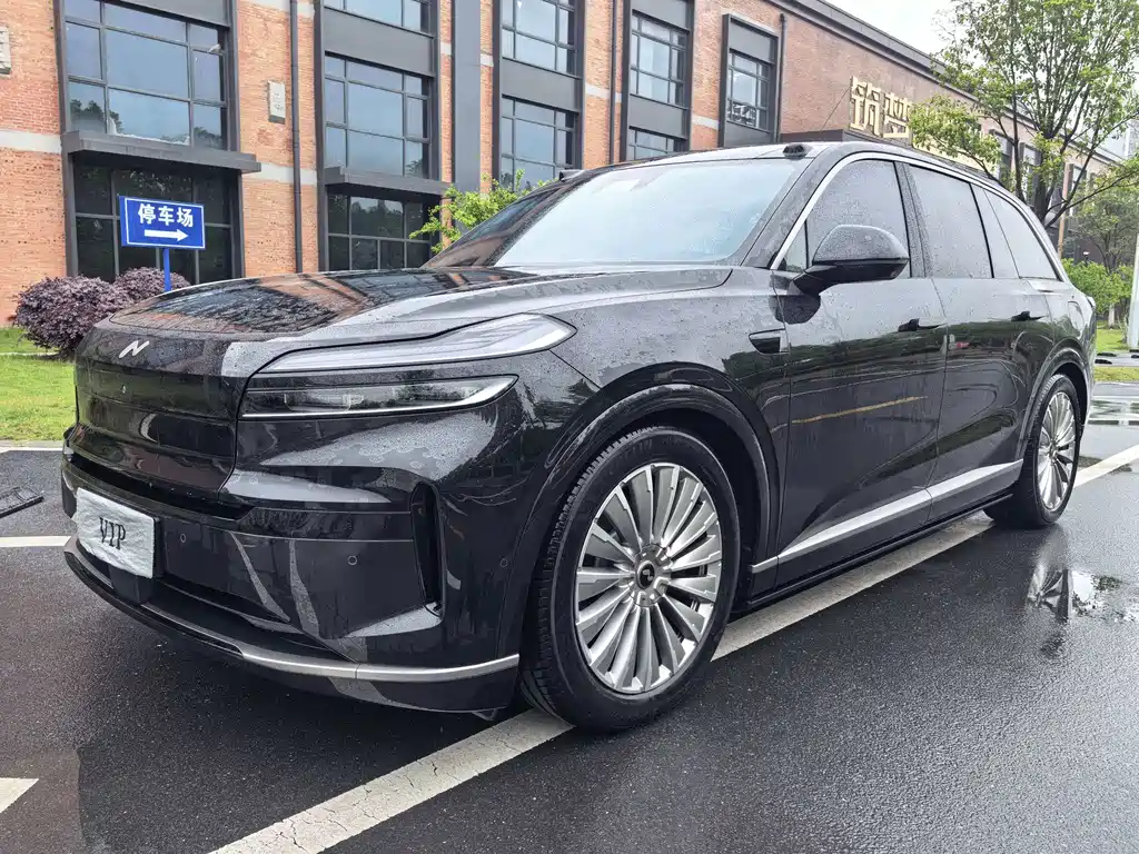 NIO Onvo L90 2025 Ultra 6-seat Edition