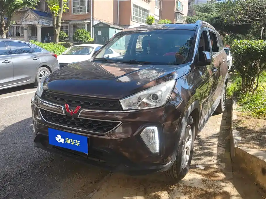 Wuling Hongguang S3 2018