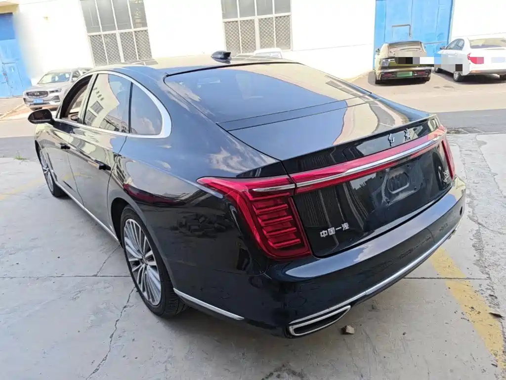 Hongqi H9 2022 2.0T