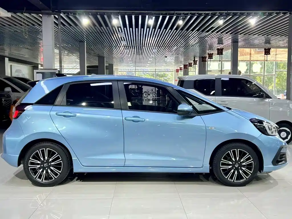Honda Fit — миниатюра 13