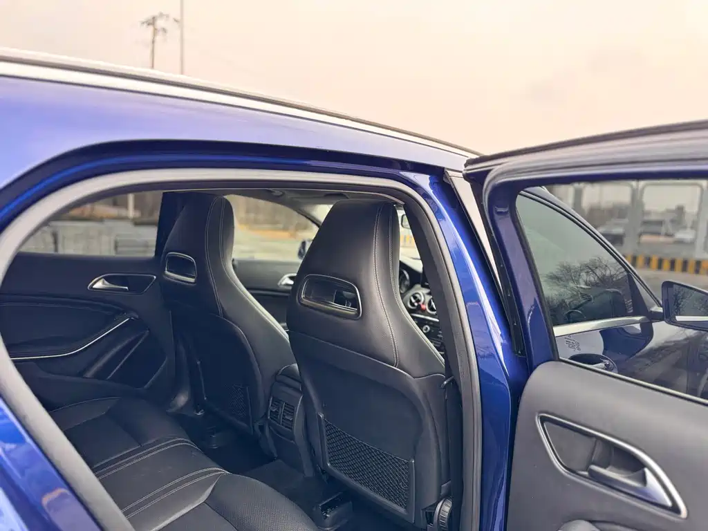 Mercedes-Benz GLA — миниатюра 16