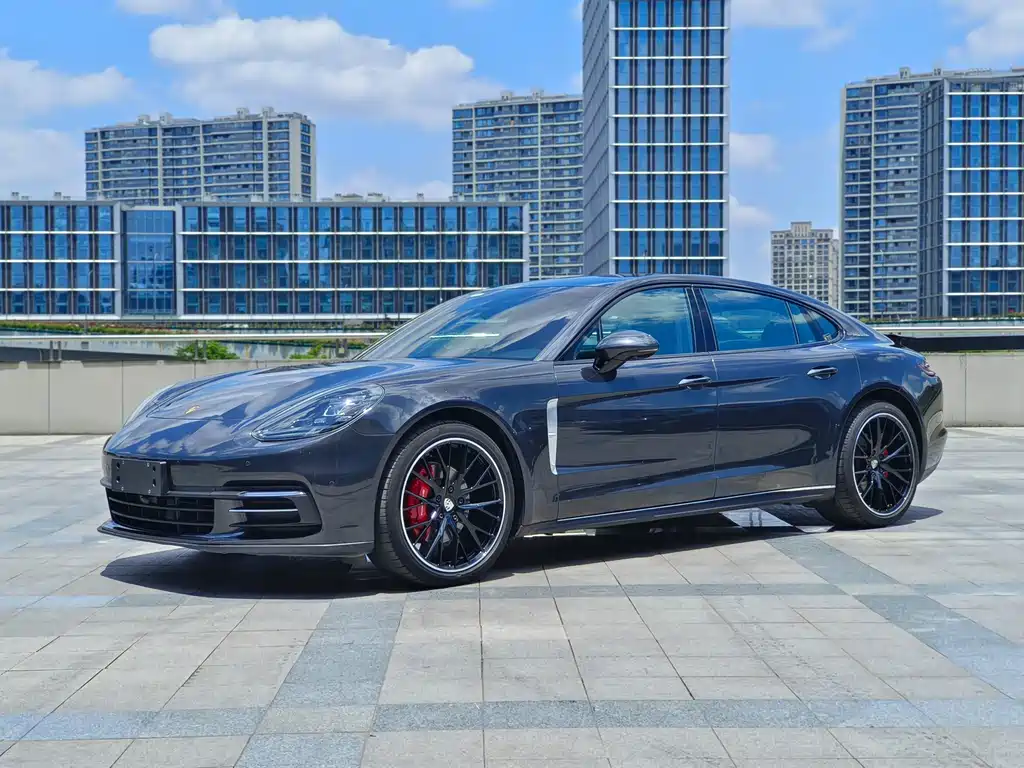 Porsche Panamera 2019