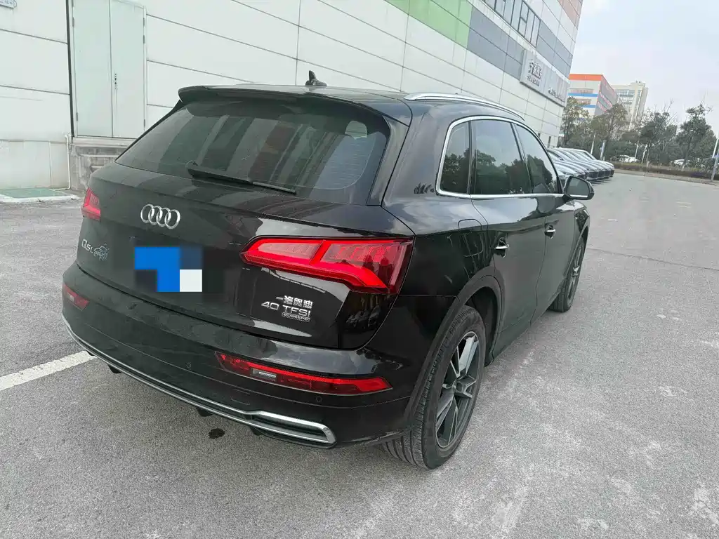 AUDI Q5L
