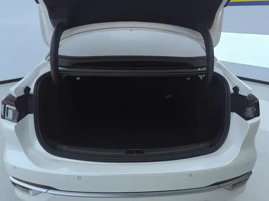 Ford Mondeo — миниатюра 4