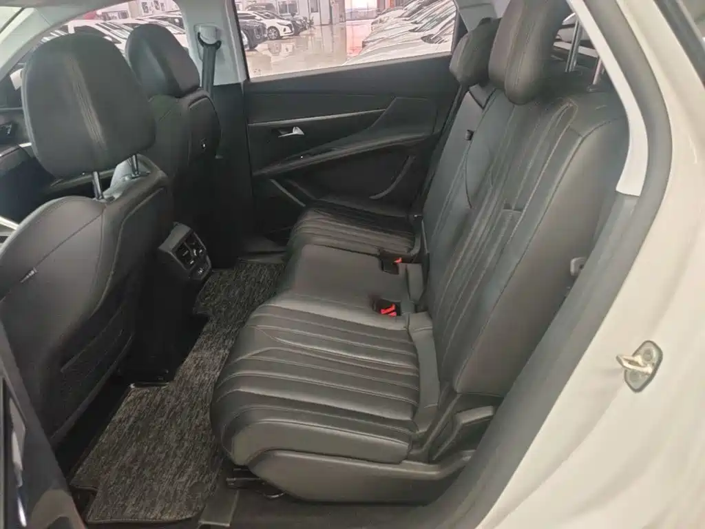 Peugeot 5008 — миниатюра 13