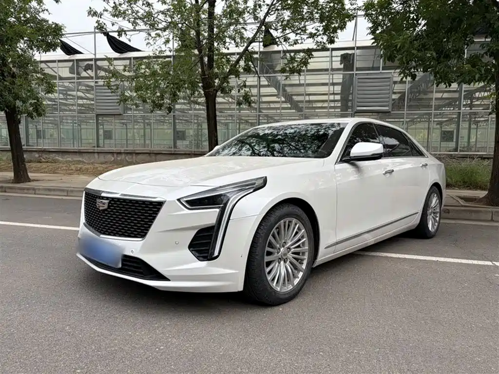 Cadillac CT6 2022