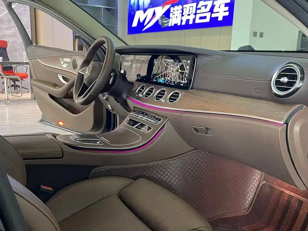 MERCEDES-BENZ E CLASS