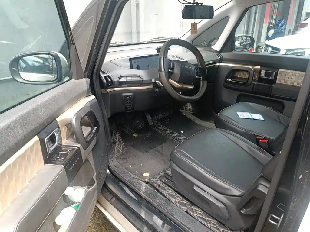 Baojun KiWi EV — миниатюра 17