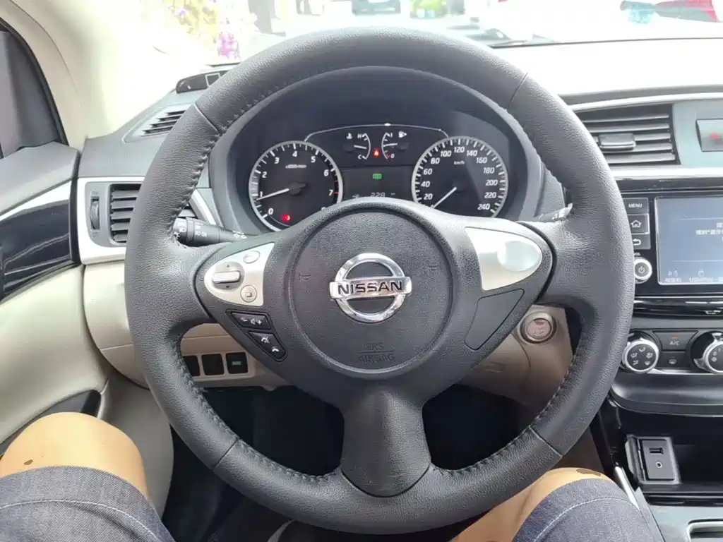 Nissan Sylphy — миниатюра 11
