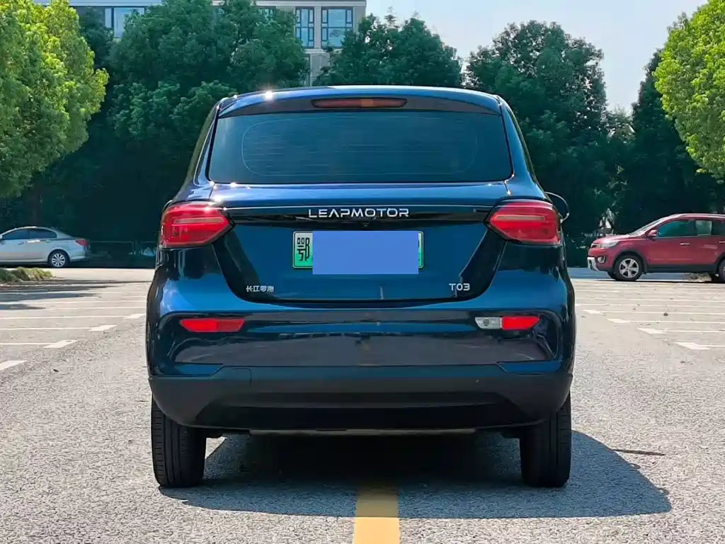 Leapmotor Leapmotor T03 — миниатюра 8