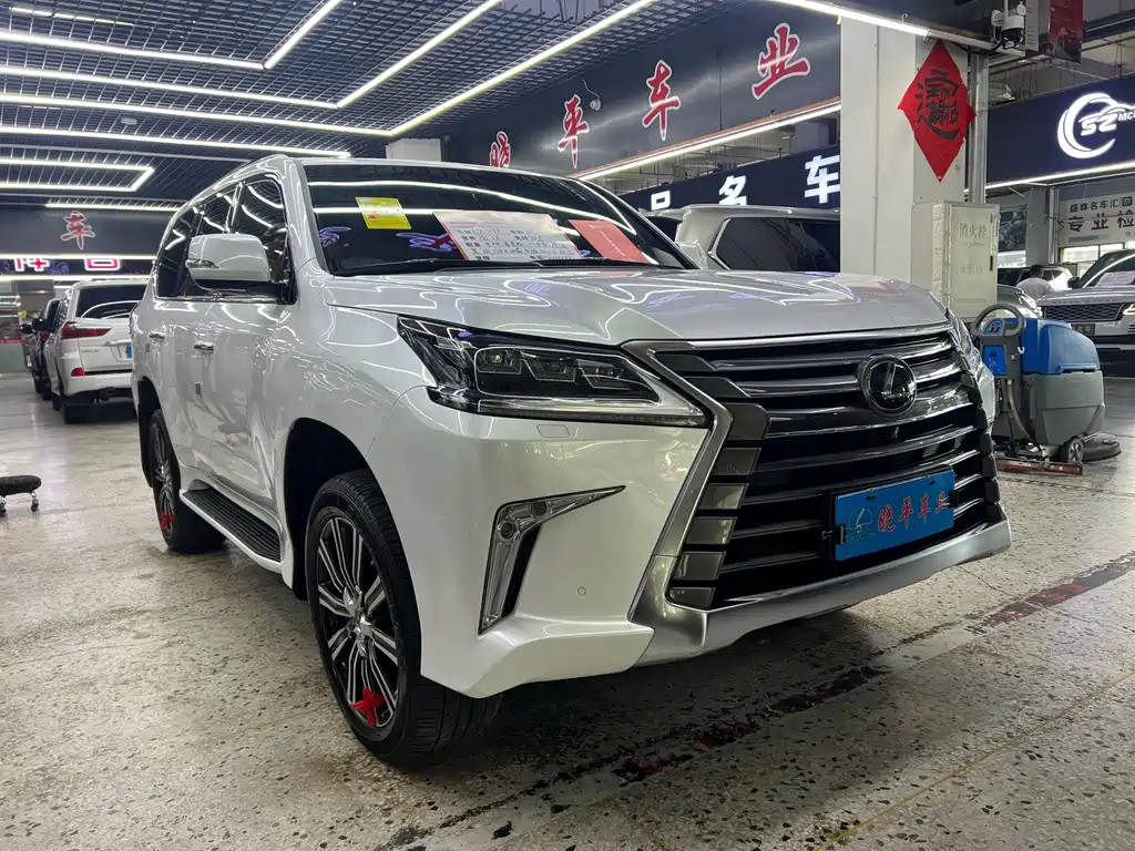 Lexus LX 2019 570 Luxury