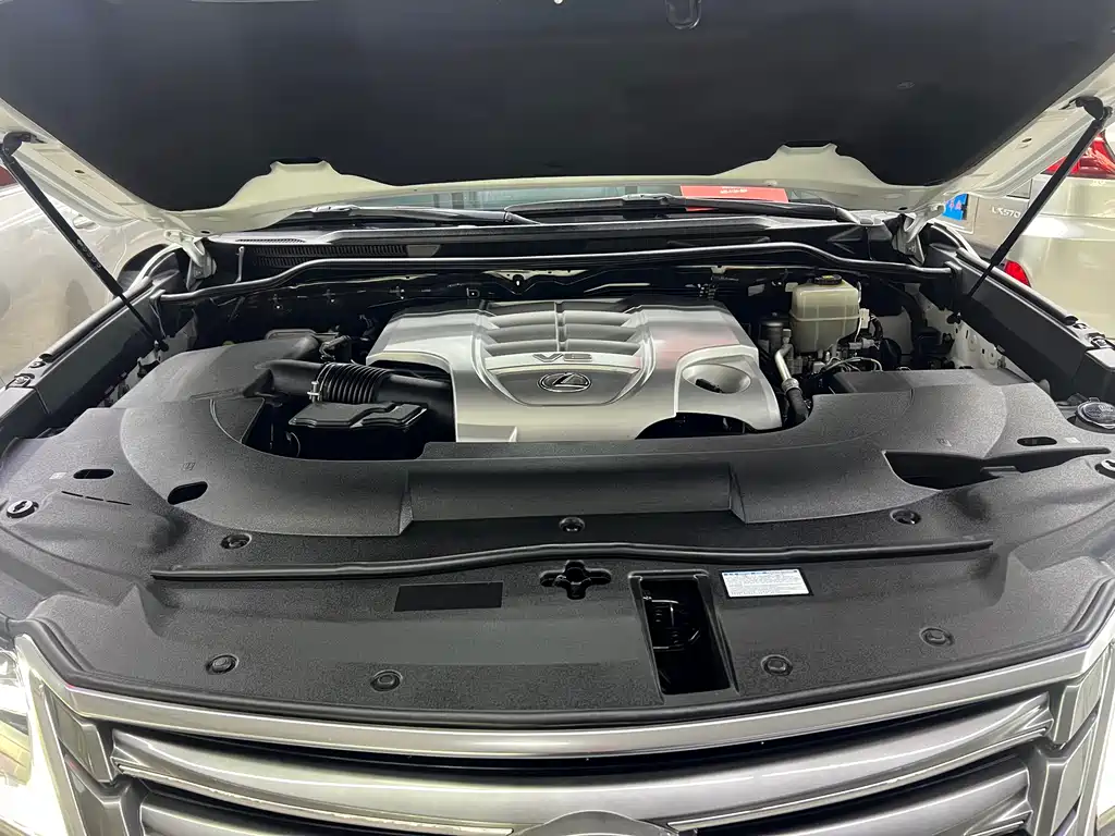 Lexus LX 2019 570 Luxury