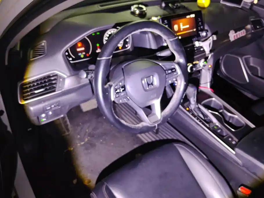 Honda Accord — миниатюра 15