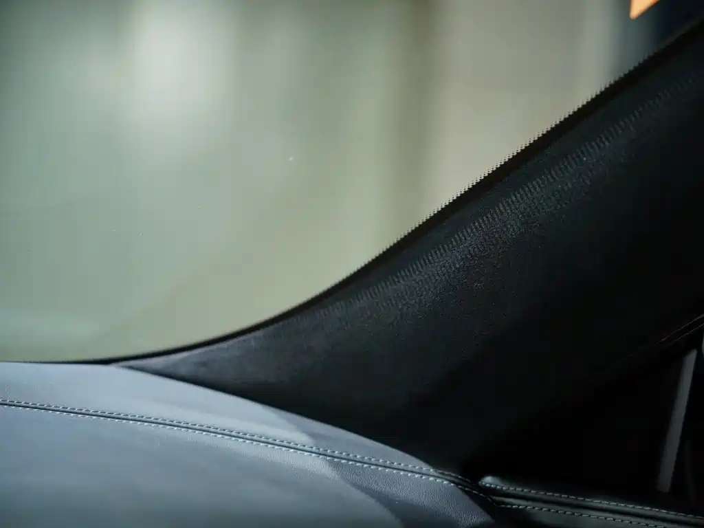 BMW M8 — миниатюра 9