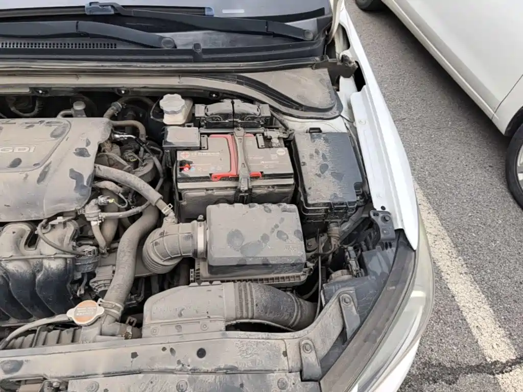 Hyundai Elantra — миниатюра 20