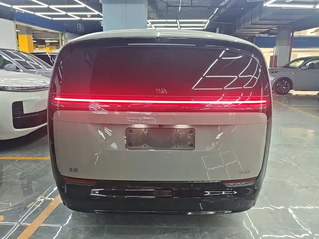 Li Auto Li MEGA — миниатюра 6