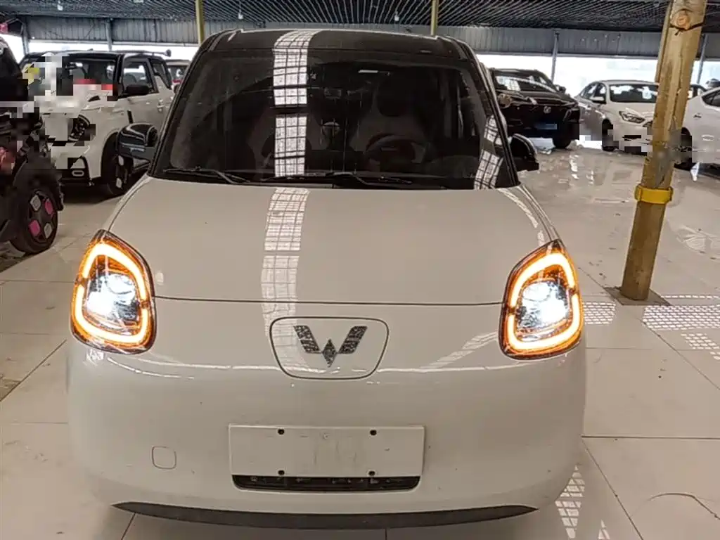 Wuling Mini EV MINIEV 2025 Premium +