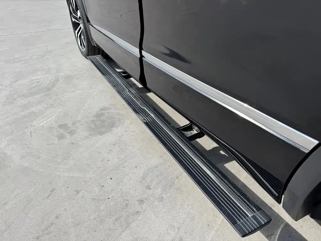 Volkswagen Tiguan L L 2021 330TSI AT R-Line