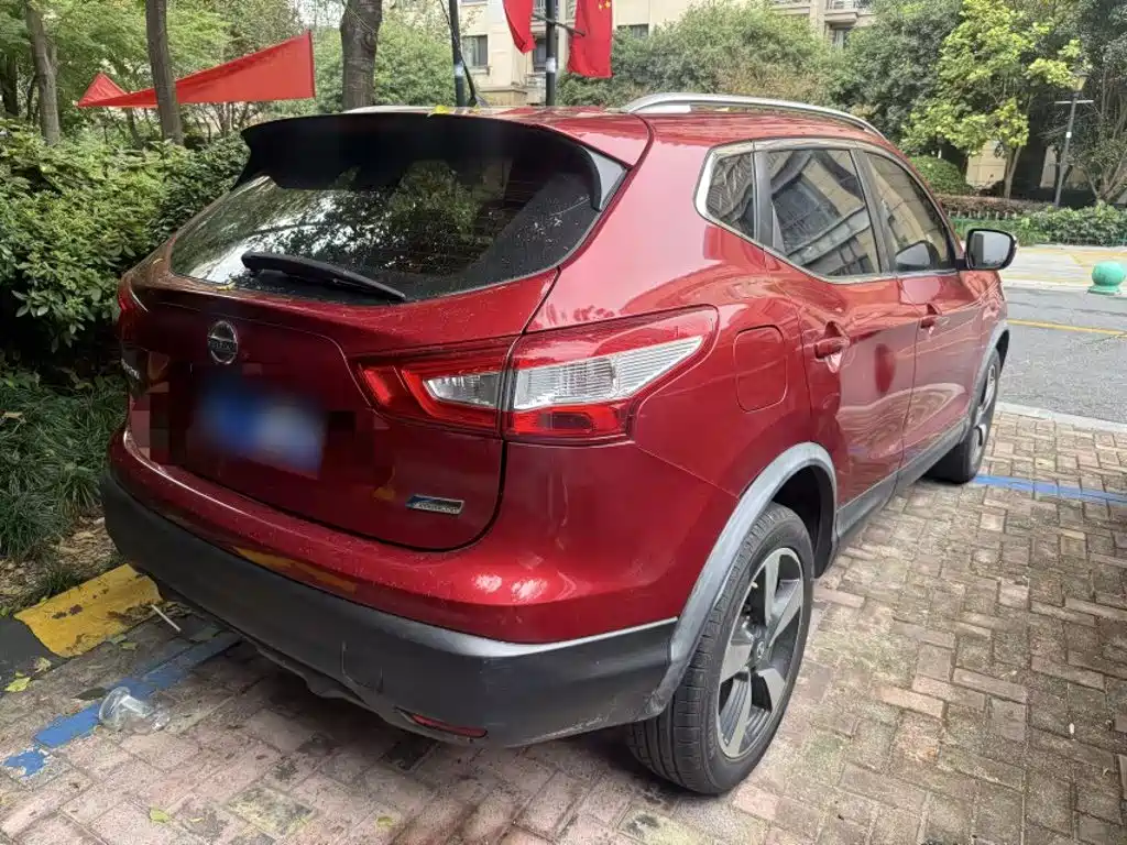 Nissan Qashqai — миниатюра 24