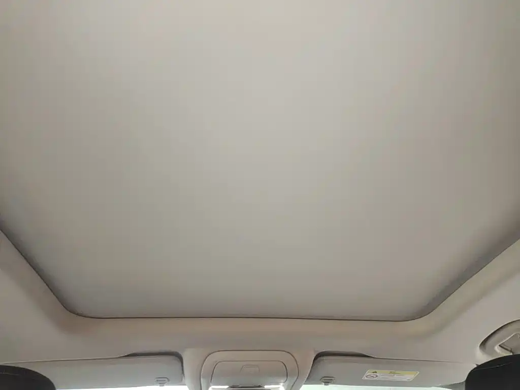 Buick Enclave — миниатюра 18