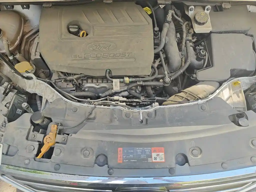 Ford Kuga — миниатюра 11