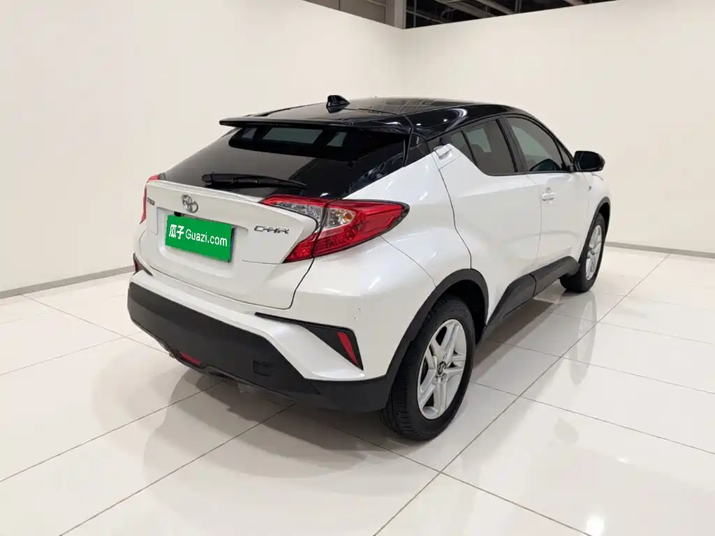 Toyota C-HR — миниатюра 4
