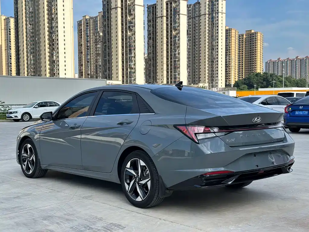 Hyundai Elantra 2022 1.5L CVT GLX Elite