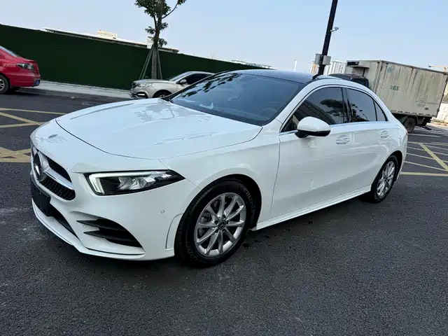MERCEDES-BENZ A CLASS