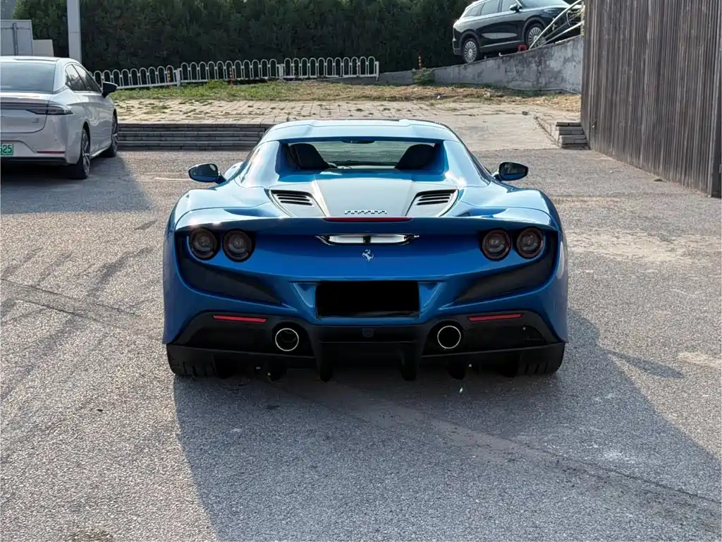 Ferrari F8 — миниатюра 12