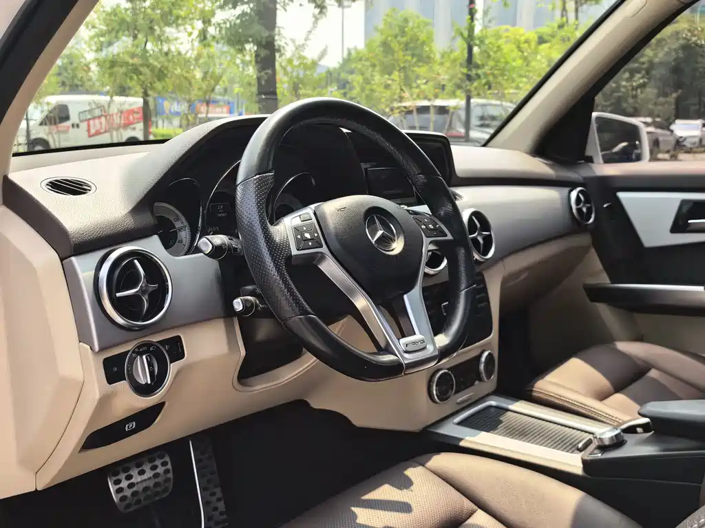 Mercedes-Benz GLK-Class — миниатюра 9
