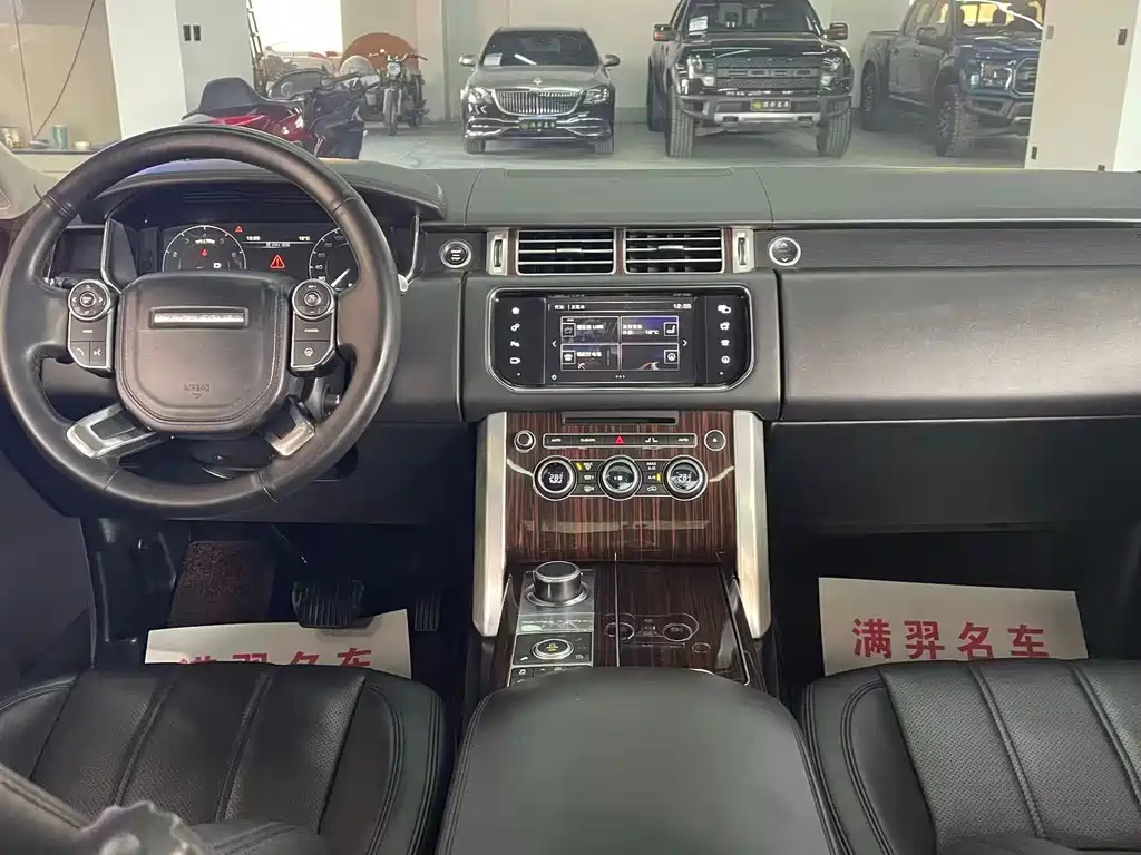 LAND ROVER RANGE ROVER