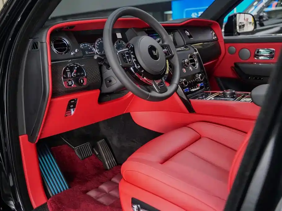 Rolls-Royce Cullinan 2022 Black Badge