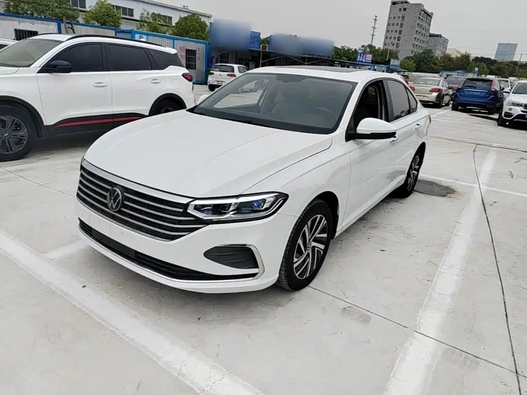 Volkswagen Lavida — миниатюра 2