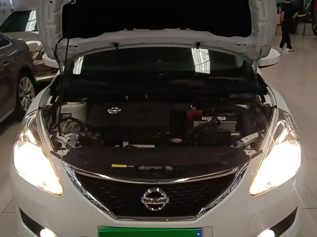 Nissan Tiida — миниатюра 20
