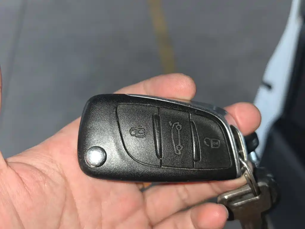 Citroen C4L — миниатюра 12
