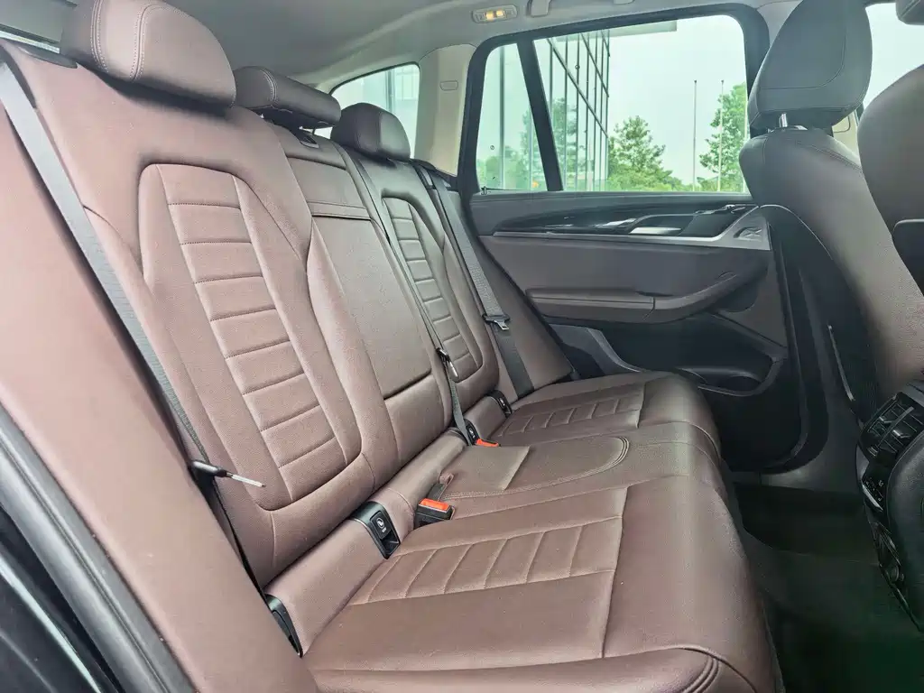 BMW X3 — миниатюра 12