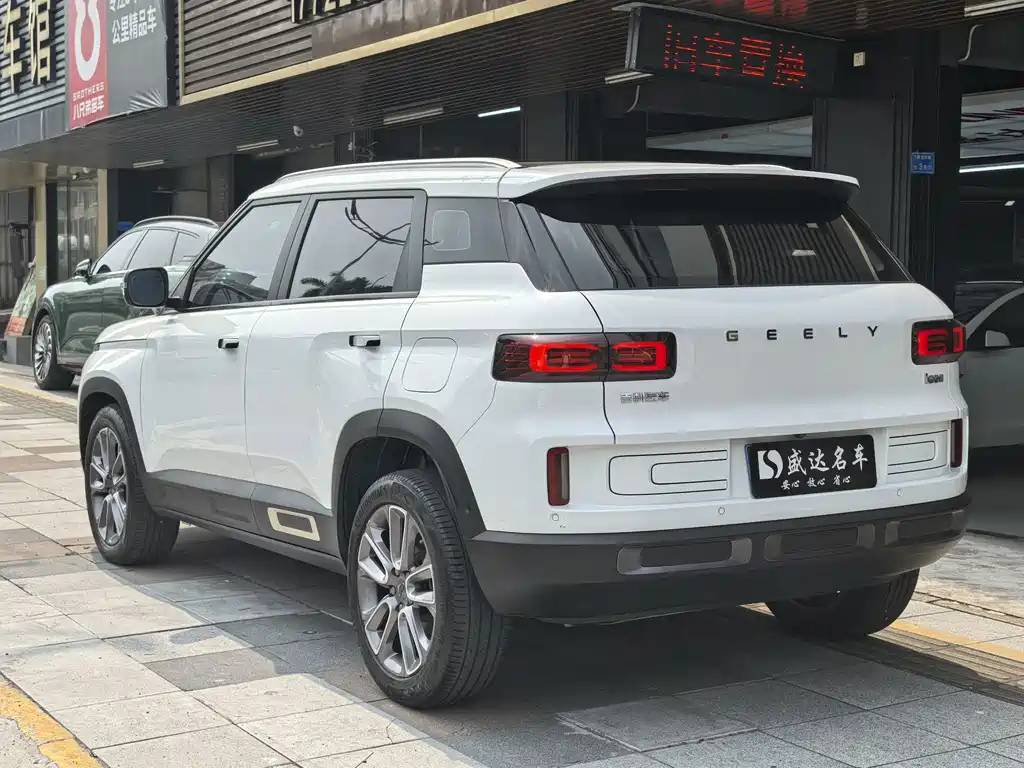 Geely Icon — миниатюра 6