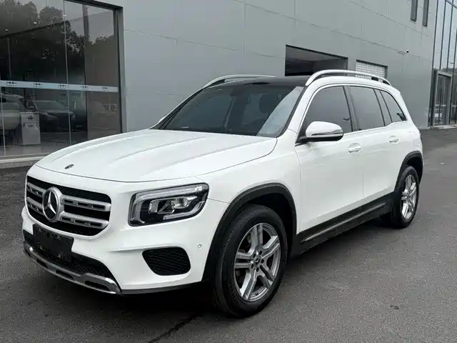 MERCEDES-BENZ GLB
