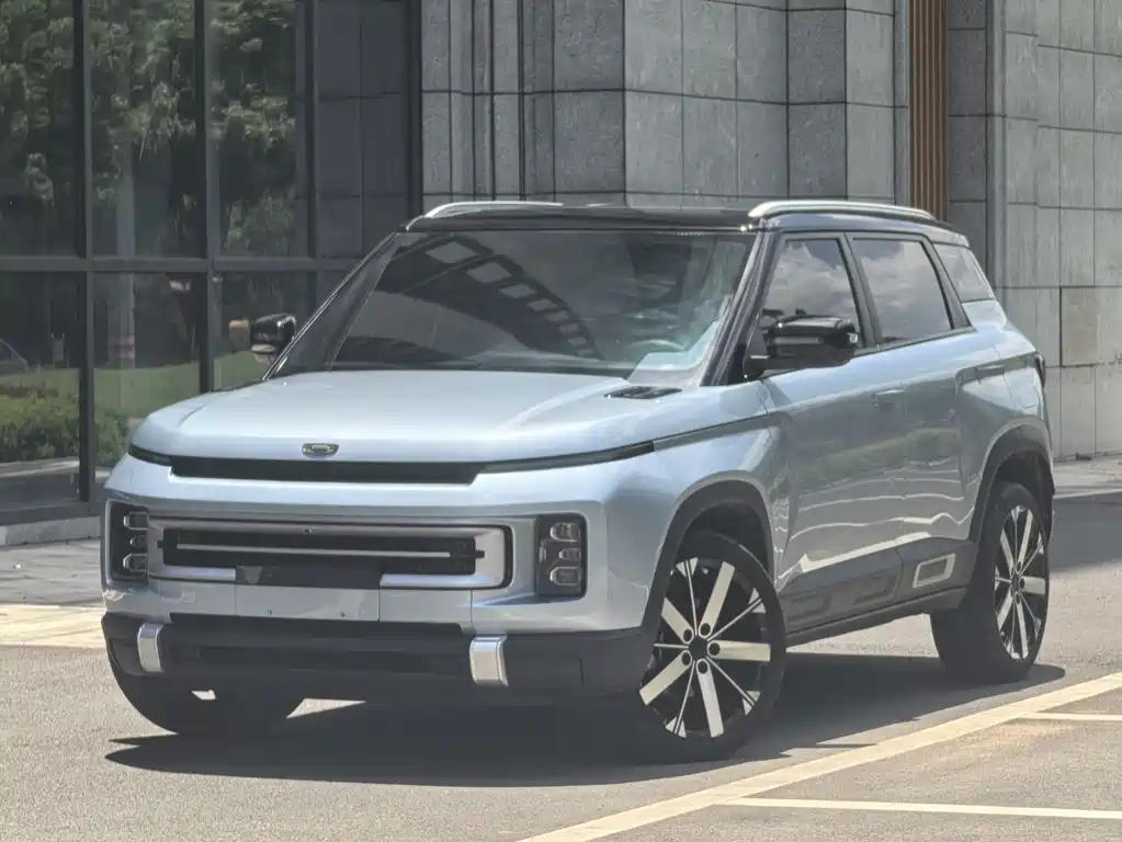 Geely Icon 2023