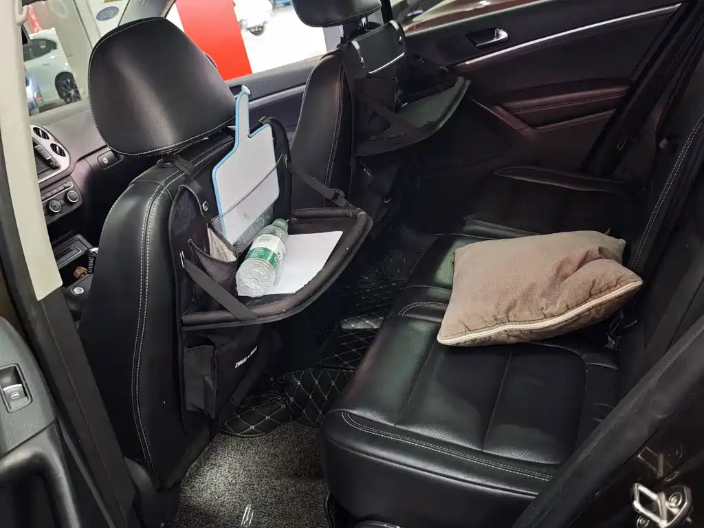 Volkswagen Tiguan — миниатюра 10